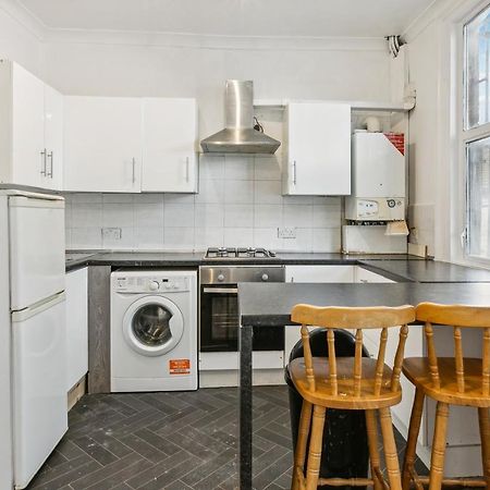 Cozy London Flat Hotel Exterior photo